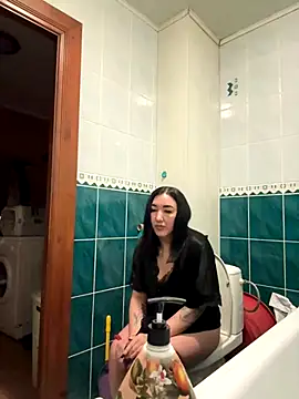 Naughtbaby_2025 webcam