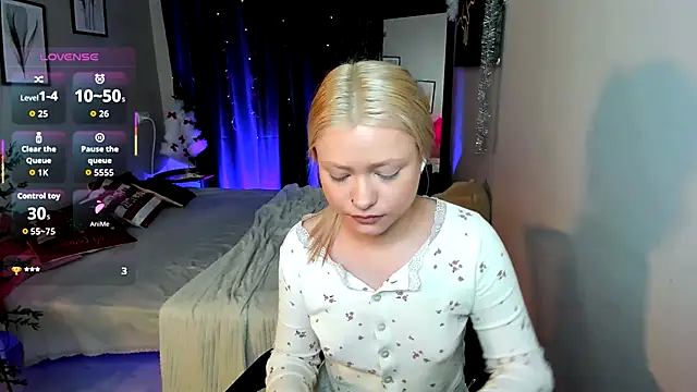 Millie_Vanillies webcam