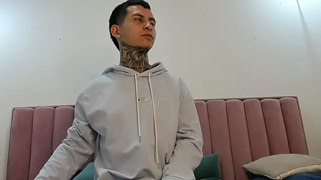 Andrew_sanders68 webcam