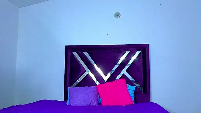 Catherine_summer1 webcam