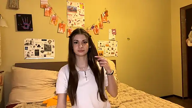 TheRealAnna webcam