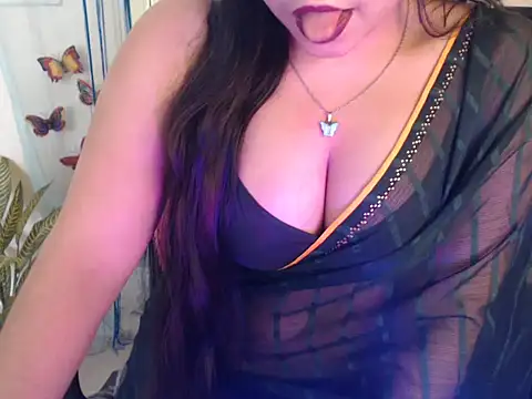 anika_bold webcam