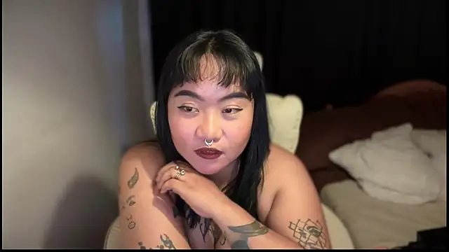 _XXXKittyTingles webcam