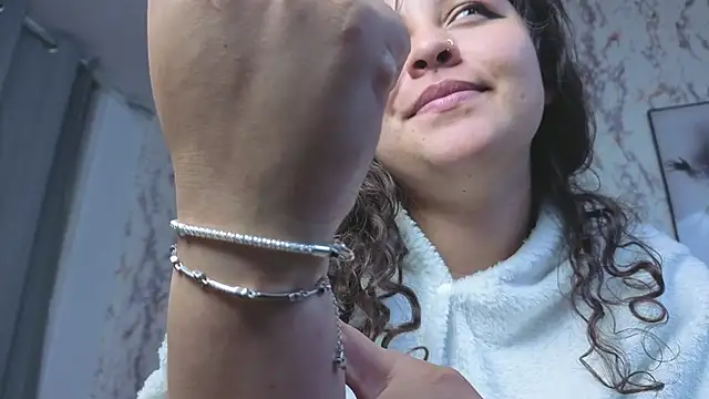 Larissa_Antonella webcam