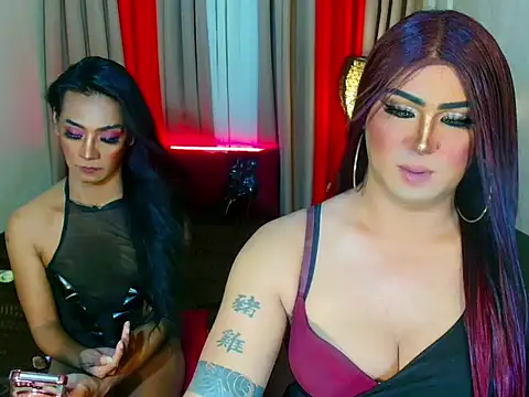 Incredible_Shemale webcam