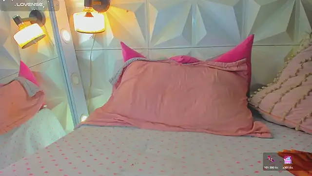 cute_latinaxxx webcam