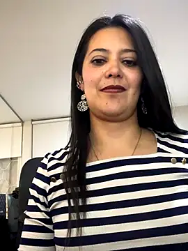 TAMARALEWISMD webcam