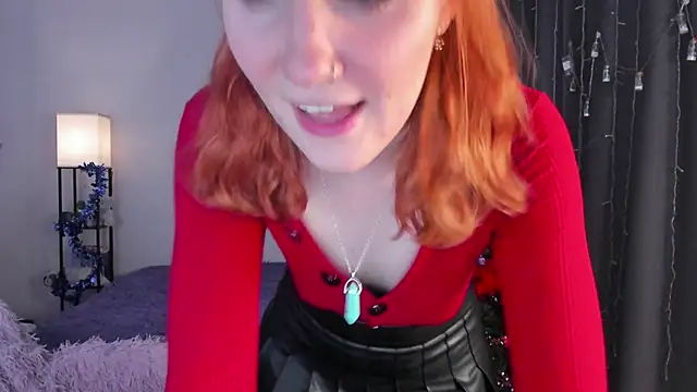 ReddHotPipper webcam