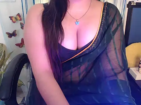anika_bold webcam