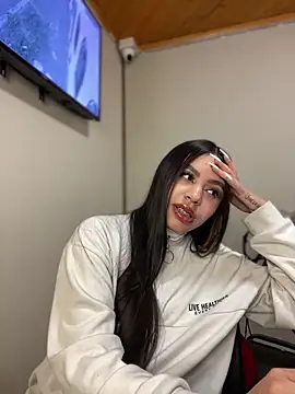 Karina16_pink webcam