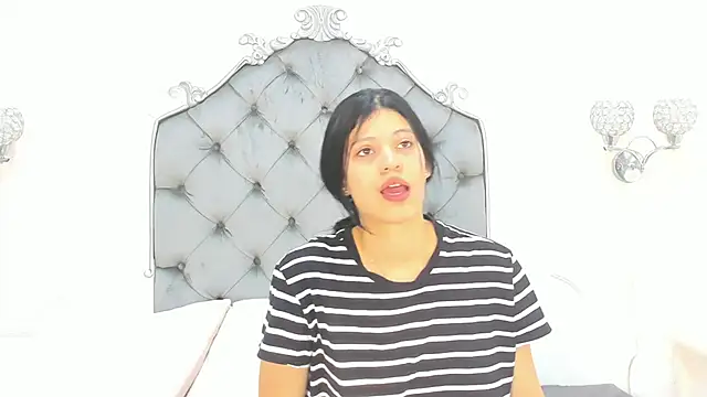 SkinnyGirl_28 webcam