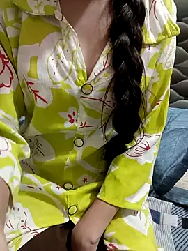 Amisha_Lovely webcam