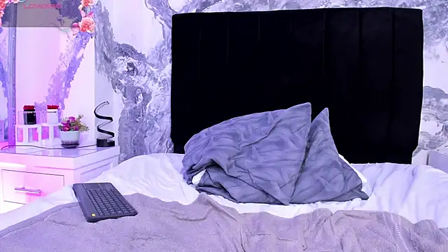 lilithDraven_ webcam