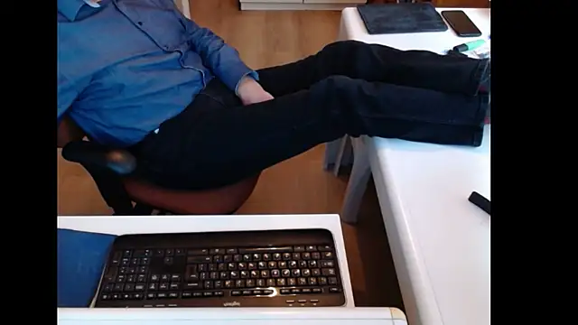 dutchpornking - Dutchpornking's free webcam - UK Sex Cams