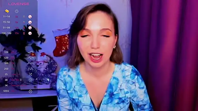 KindHazelHere_ webcam