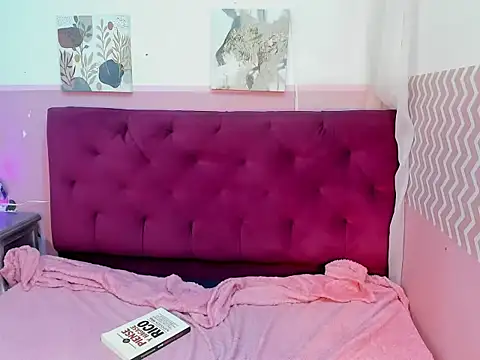 IsabellaRousset webcam