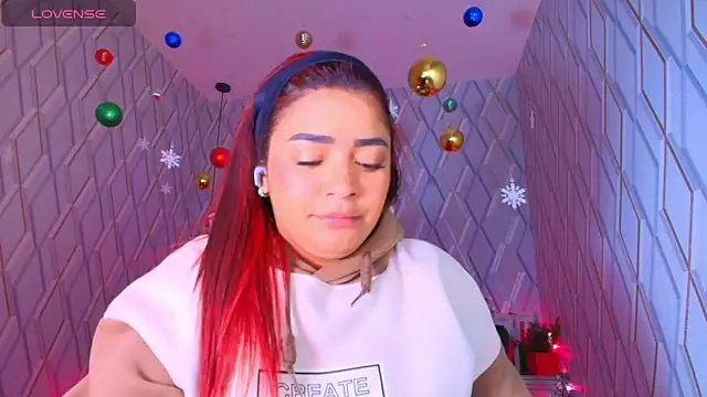 NicolleTaylor webcam