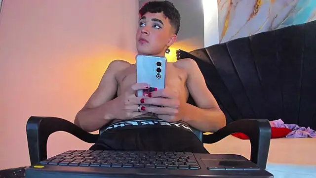 Amellia_brown2 webcam