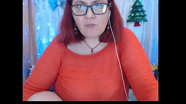 PlayfullMature webcam