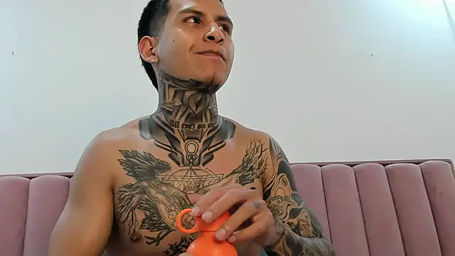 Andrew_sanders68 webcam