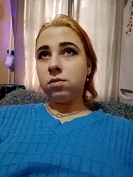 Gussie_Bridie webcam