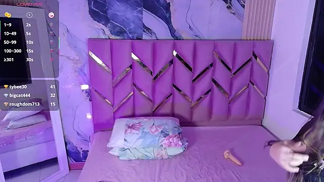 innocenthazel webcam