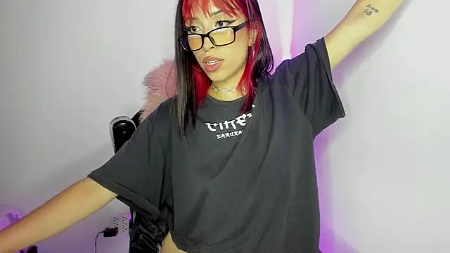 jessicawhitee01 webcam