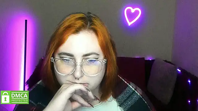 Alicia_love00 webcam