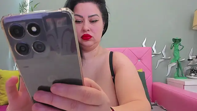 Ailyndimondx11 webcam