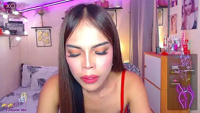 izabella_moore webcam