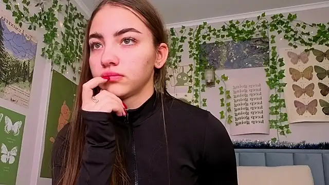 Fit_Brunette_ webcam