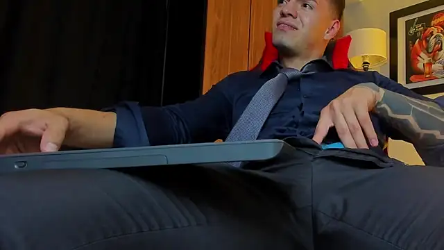 ALPHA_DOMINUS_ webcam