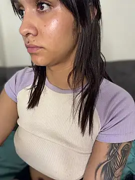 Isabella-Teen webcam