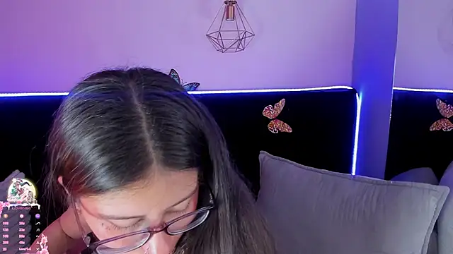 Anastasia_Whitee webcam