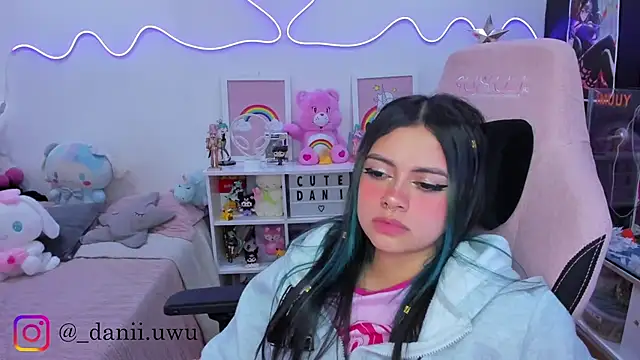 CuteDani_ webcam