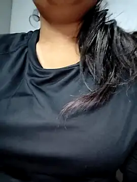 Anamika_24 webcam