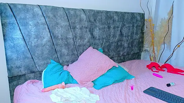 NanyMatrioska webcam