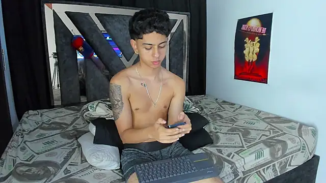 Gomez_c_ webcam