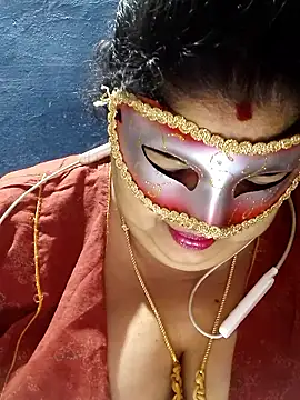 tamilthanushri webcam