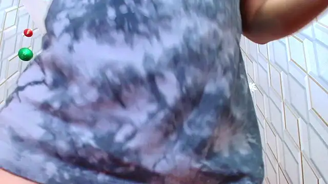 NicolleTaylor webcam