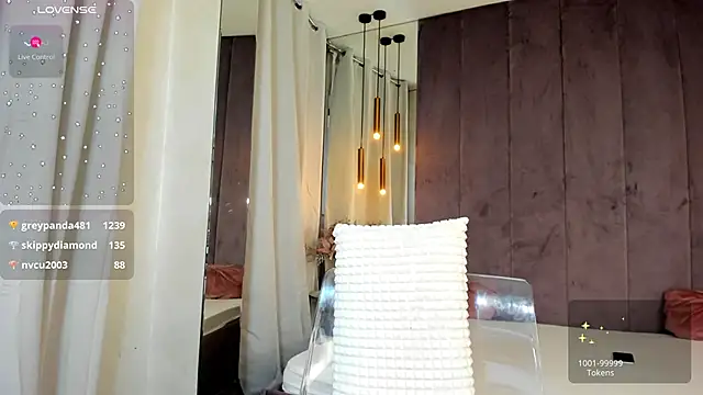 Selena_Reeves webcam