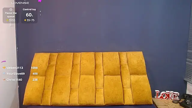 KendraaSimons webcam