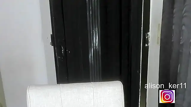 alison-ker3 webcam