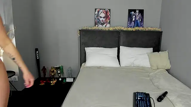 MuscleXXXBarbie webcam