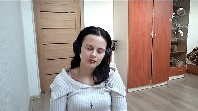 LouiseMarengo webcam