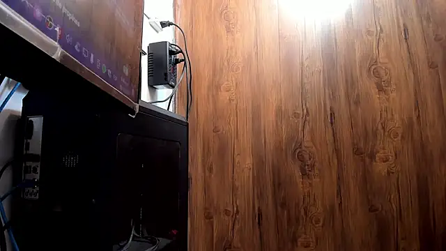 Mature_Skinny webcam