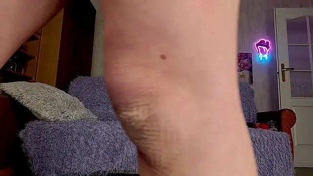 Bellydevilmilky webcam