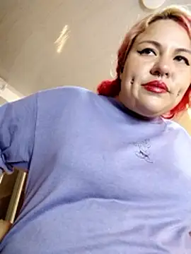 Bruja__Scarlata webcam