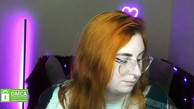 Alicia_love00 webcam