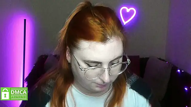 Alicia_love00 webcam